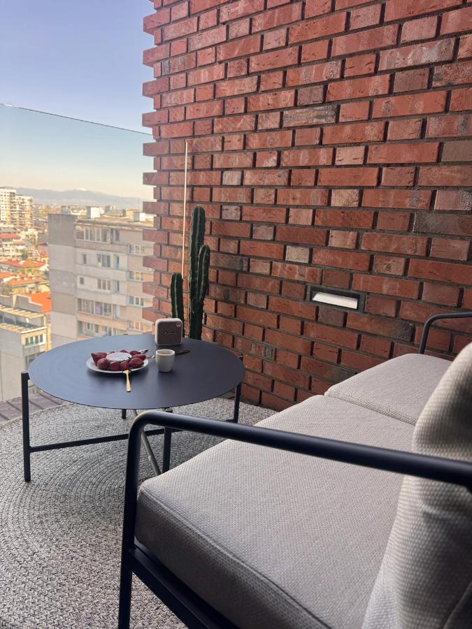 фото Sofia Rooftop Red Apple