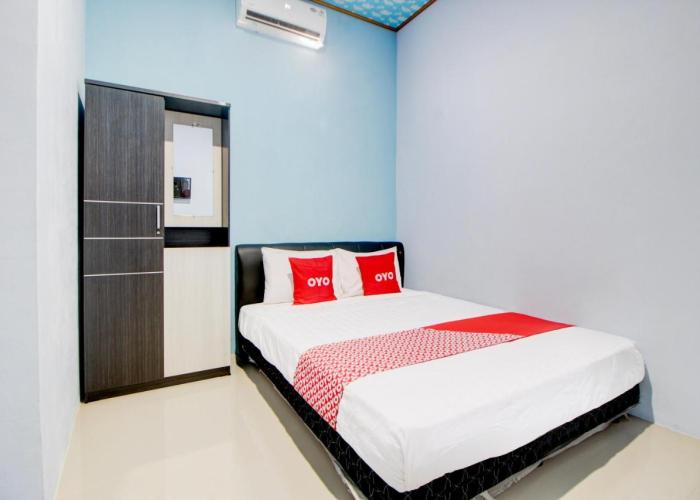 Hotel O Alun-Alun Purwokerto Near Gor Satria Purwokerto Formerly Guest House Blessing