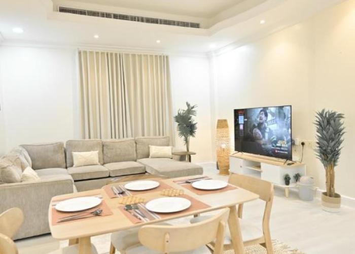 Beautiful 3 Bedroom Apartment