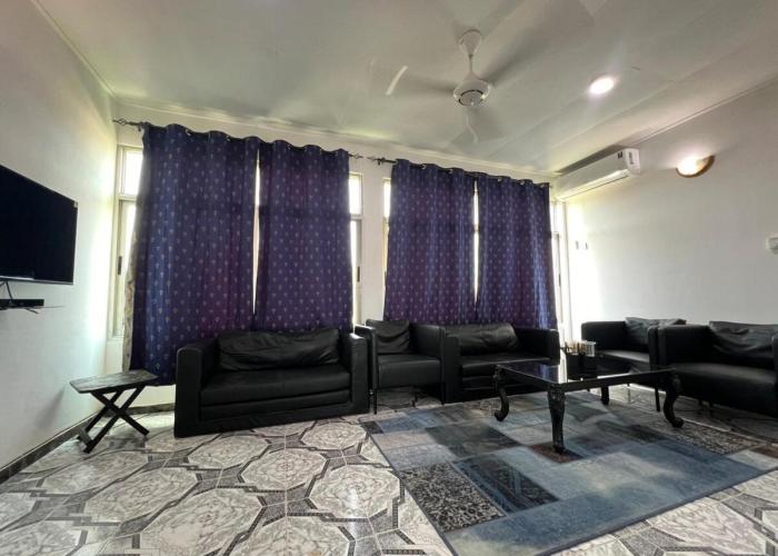 One Bedroom Apartment SS7-MUHAMMED