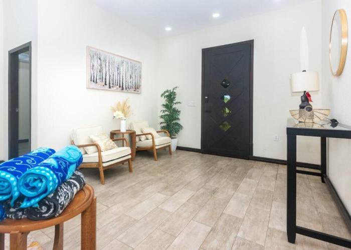 Luxury 3 Bdrms villa with private-pool and full-concierge