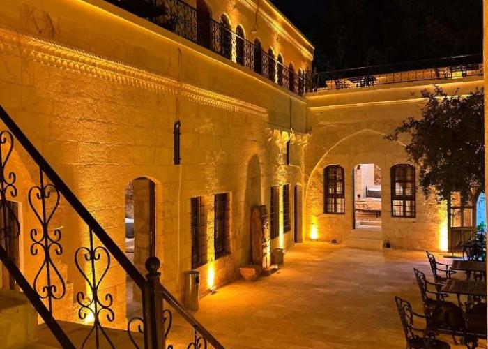 Cleopatra Antique Hotel