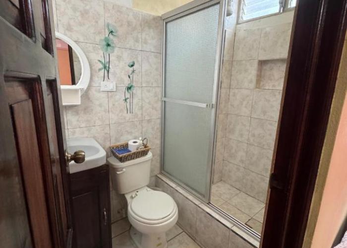 Hostal Los Girasoles by Hostal Inn