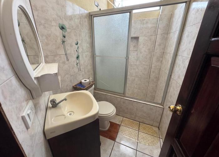 Hostal Los Girasoles by Hostal Inn