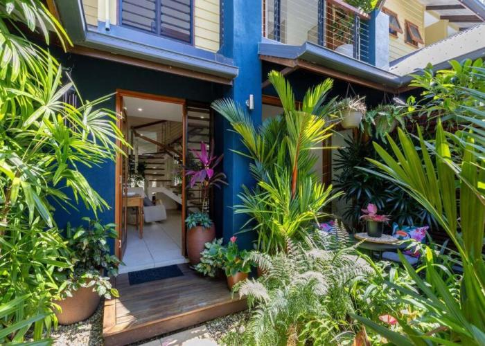 Savannah Villa Elua