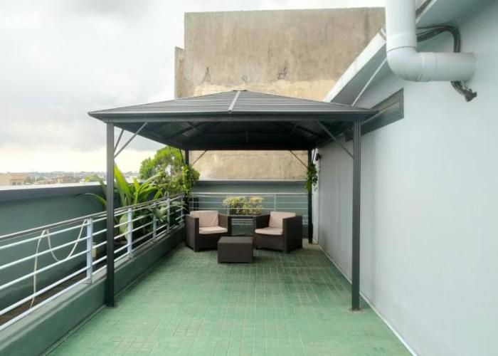 Chic and modern apart with parking and rooftop