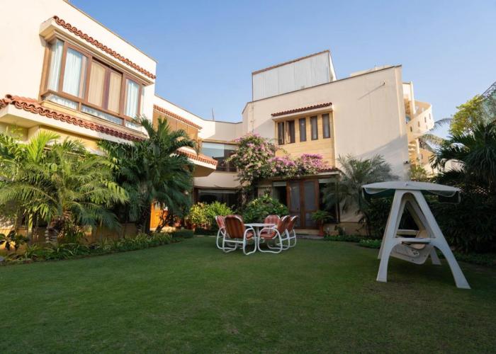 Elevé Villa