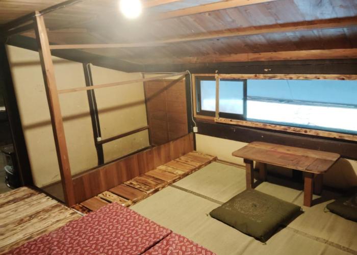 Hostel 53