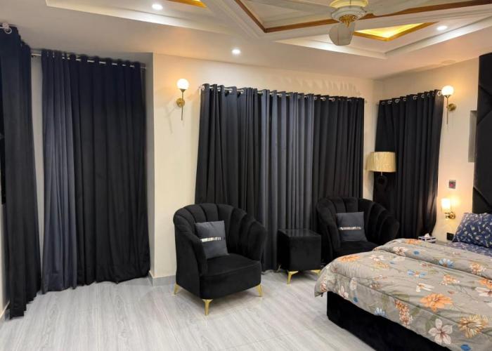 The Sapphire Suites