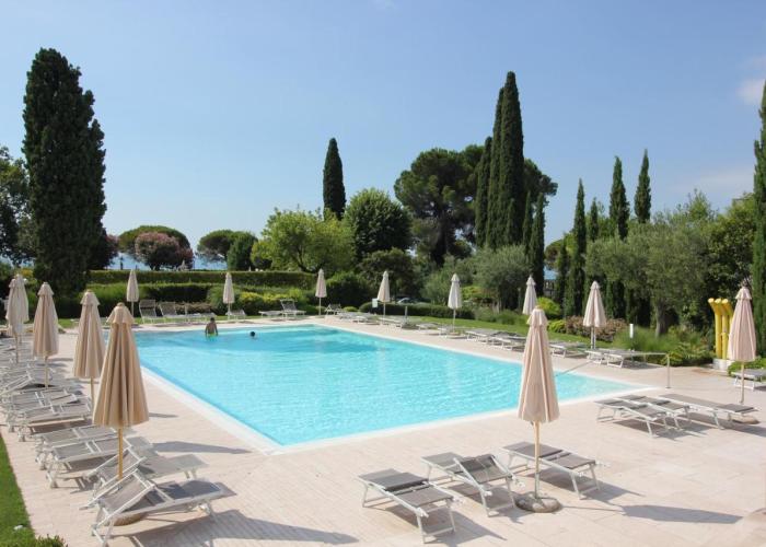 Ginny House Lake - charming flat with pool