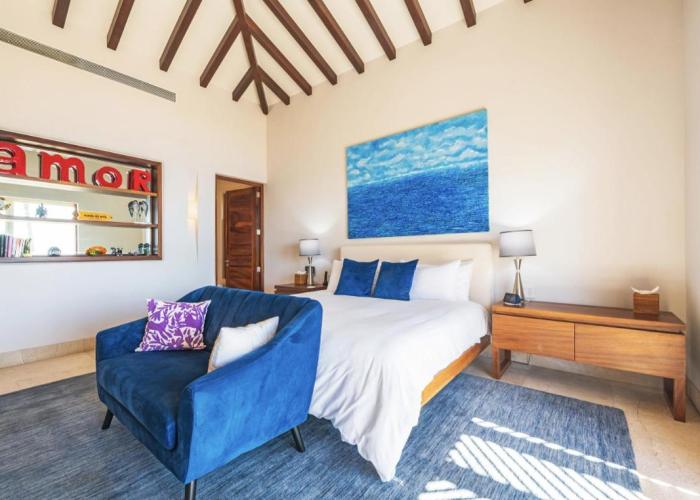 Beachfront Enchanting Villa in Punta Mita