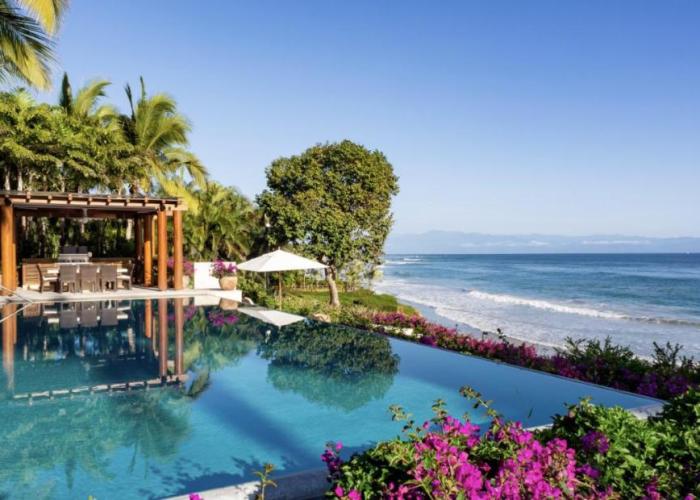 Ranchos Estates Beachfront Villa Ten