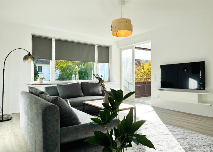 Großzügige Wohnung - 6 Personen-3 Schlafzimmer- Parkplatz- Waschmaschine-2 Balkone