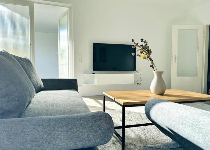 Großzügige Wohnung - 6 Personen-3 Schlafzimmer- Parkplatz- Waschmaschine-2 Balkone