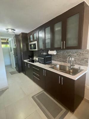 3 Bedrooms Villa Close to Beaches and Atractions at Fajardo PR