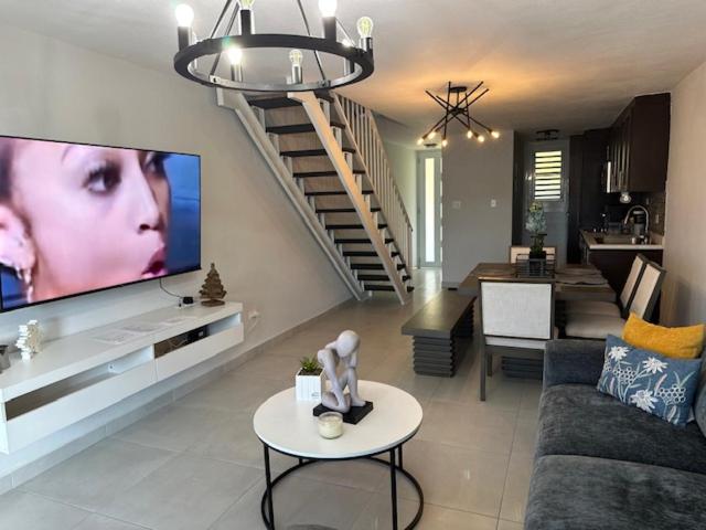 3 Bedrooms Villa Close to Beaches and Atractions at Fajardo PR