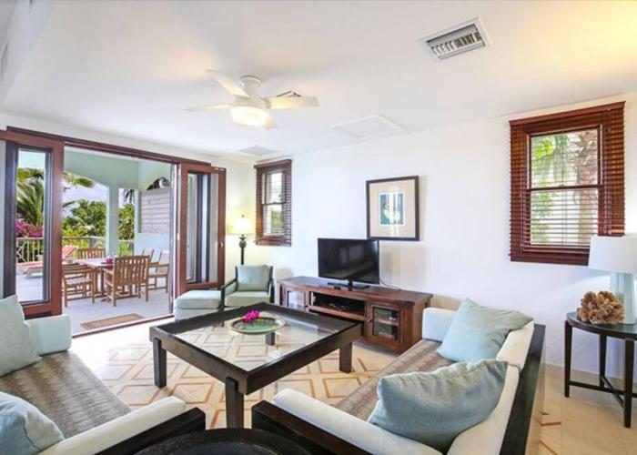 Pelican Paradise Villa - Leeward Beach