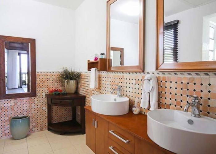 Pelican Paradise Villa - Leeward Beach