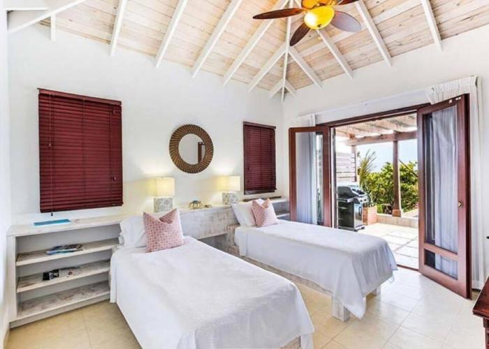 Pelican Paradise Villa - Leeward Beach