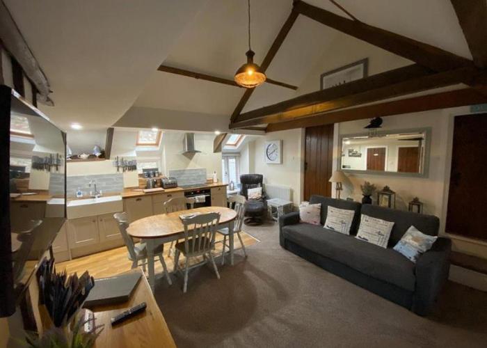 Guillemot Holiday Flat