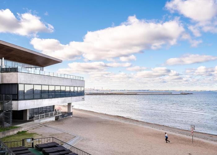 Pirita Beach Studio with Parking
