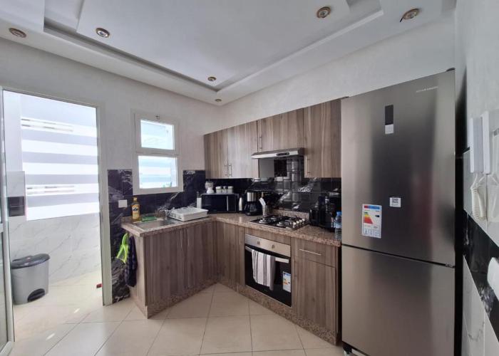 Bel appartement avec piscine à deux pas de la mer