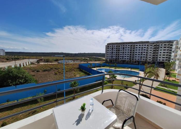 Bel appartement avec piscine à deux pas de la mer