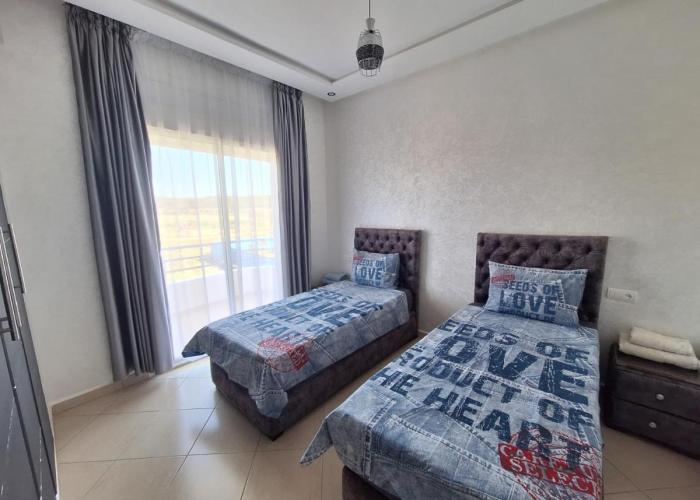 Bel appartement avec piscine à deux pas de la mer