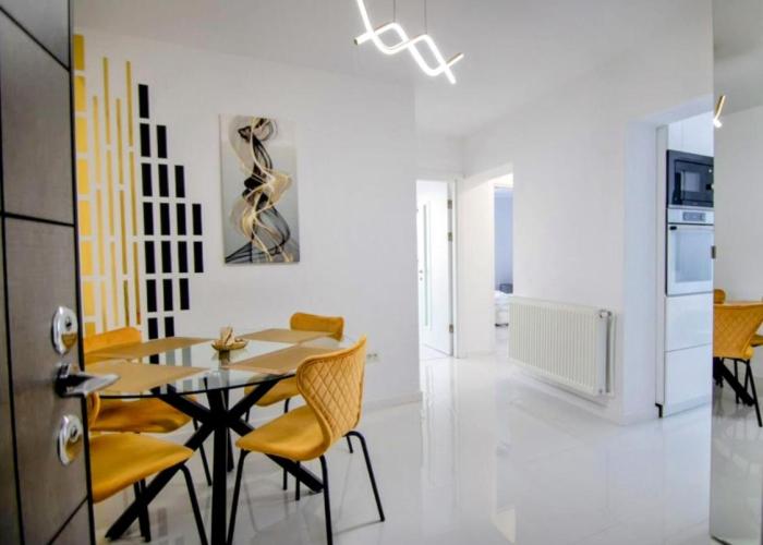 Central Lux 2 camere-parcare gratuita, check-in cifru