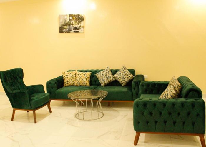 Urban Hotel Suites