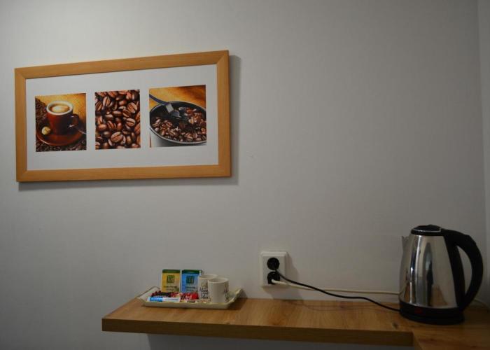 TOP Center, basement fl, 7 beds, 10min from Serdica