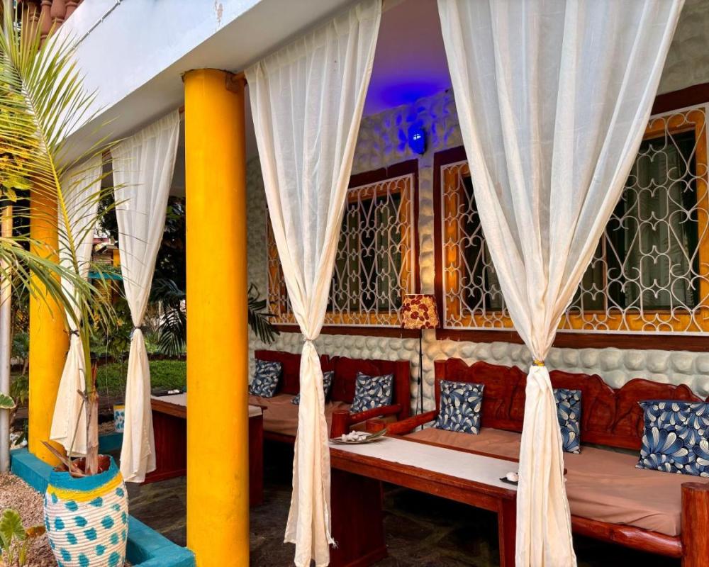 фото Hera Hostel Diani