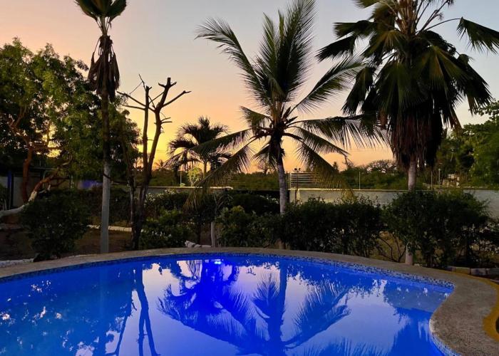 Hera Hostel Diani