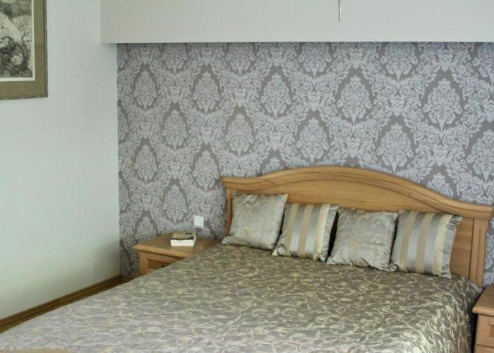 Vingis Park Apartments with 2 Bedrooms & Free Parking