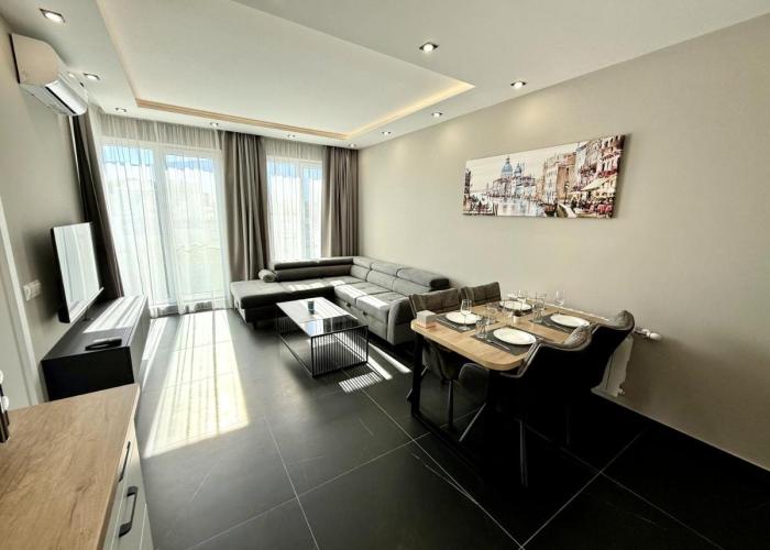 AveNew Luxury Apartment 3