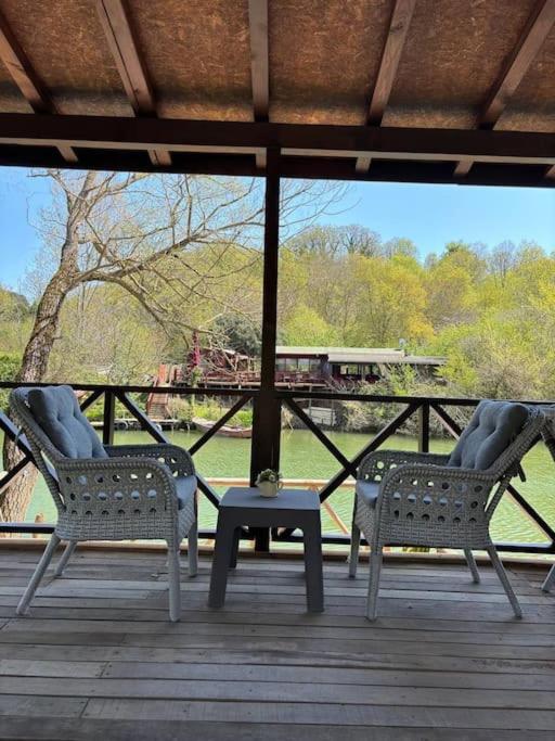 Enjoy the Riverside! Agva Secret Yard