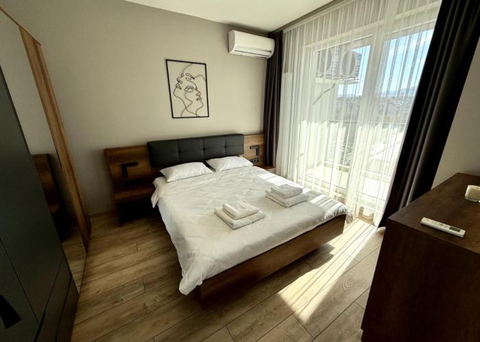 AveNew Luxury Apartment 2