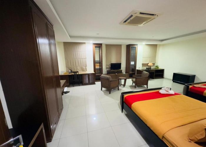 Maxwell Inn Luxury Hotel
