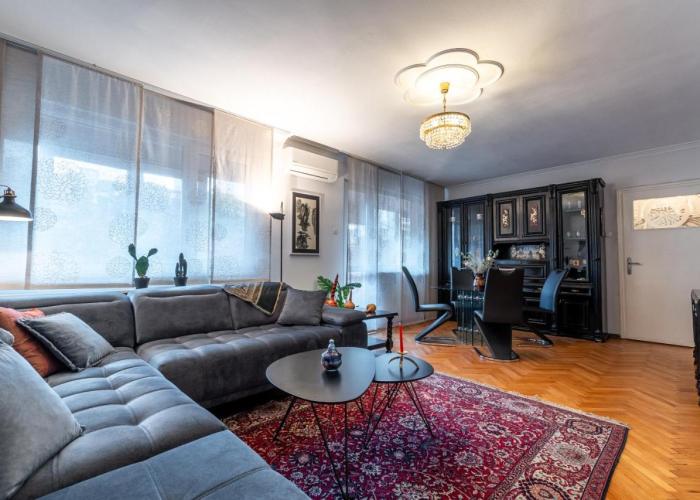 Spacious 3-BR Central Retreat