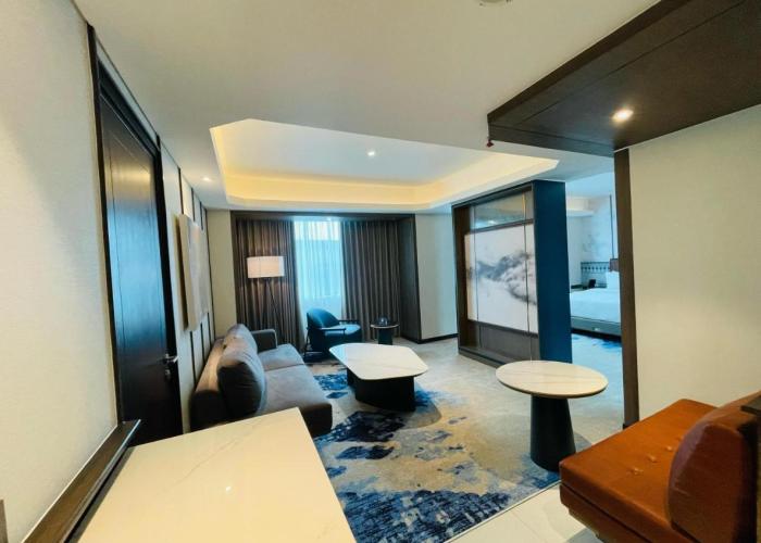 Grand Anara Airport Hotel