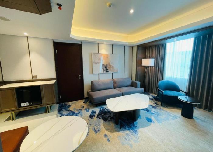 Grand Anara Airport Hotel