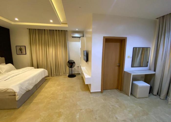 Tobas Apartments