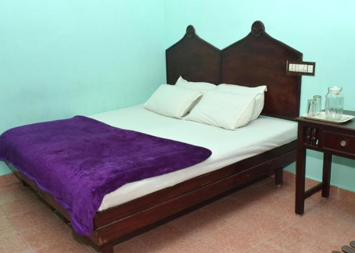 Sport on Hills queen Rooms