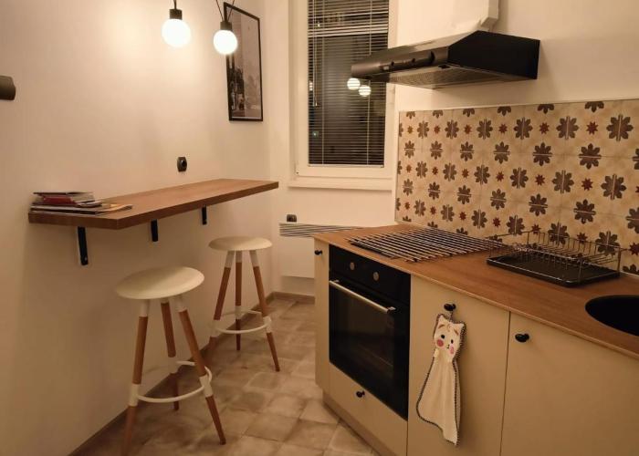 My place in Sofia - Top center - 2 bedrooms - Self check-in