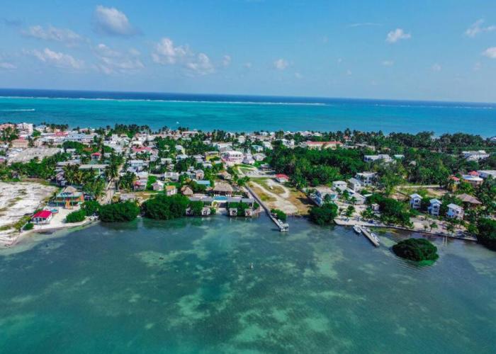 Hidden Treasure Vacation Home Lagoona bay cottage