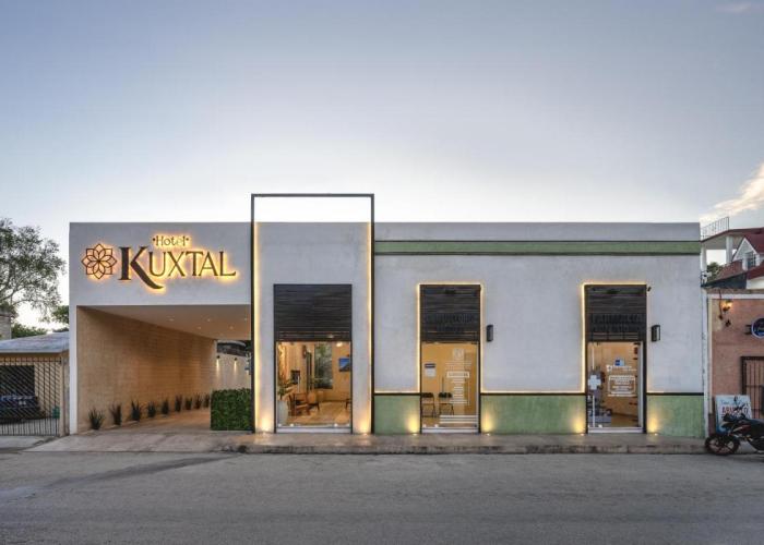 Hotel Kuxtal