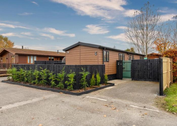 York Family Luxury Cabin with hot tub