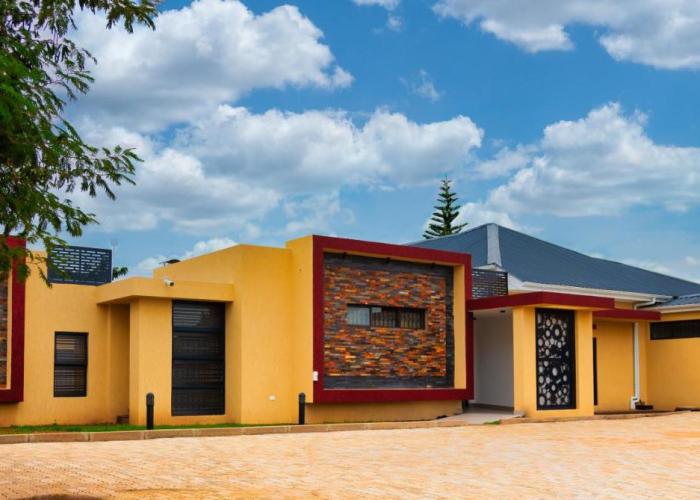 Hilltop Executive Lodge