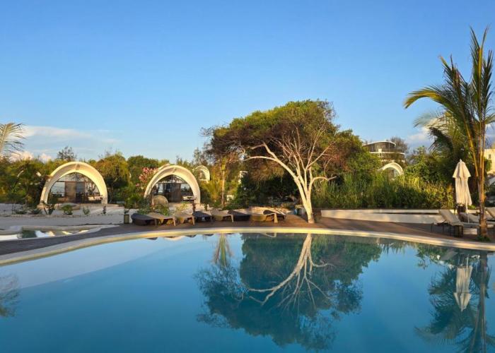 Zanziblue Waves Beach Resort