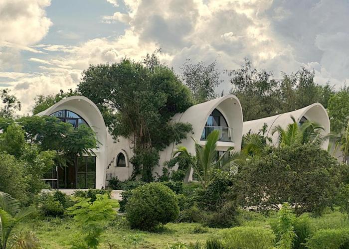 Zanziblue Waves Beach Resort